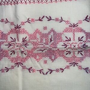 Vintage Floral Embroidered Cream and Pink Fabric Pillowcase 20x30  ( 1 )